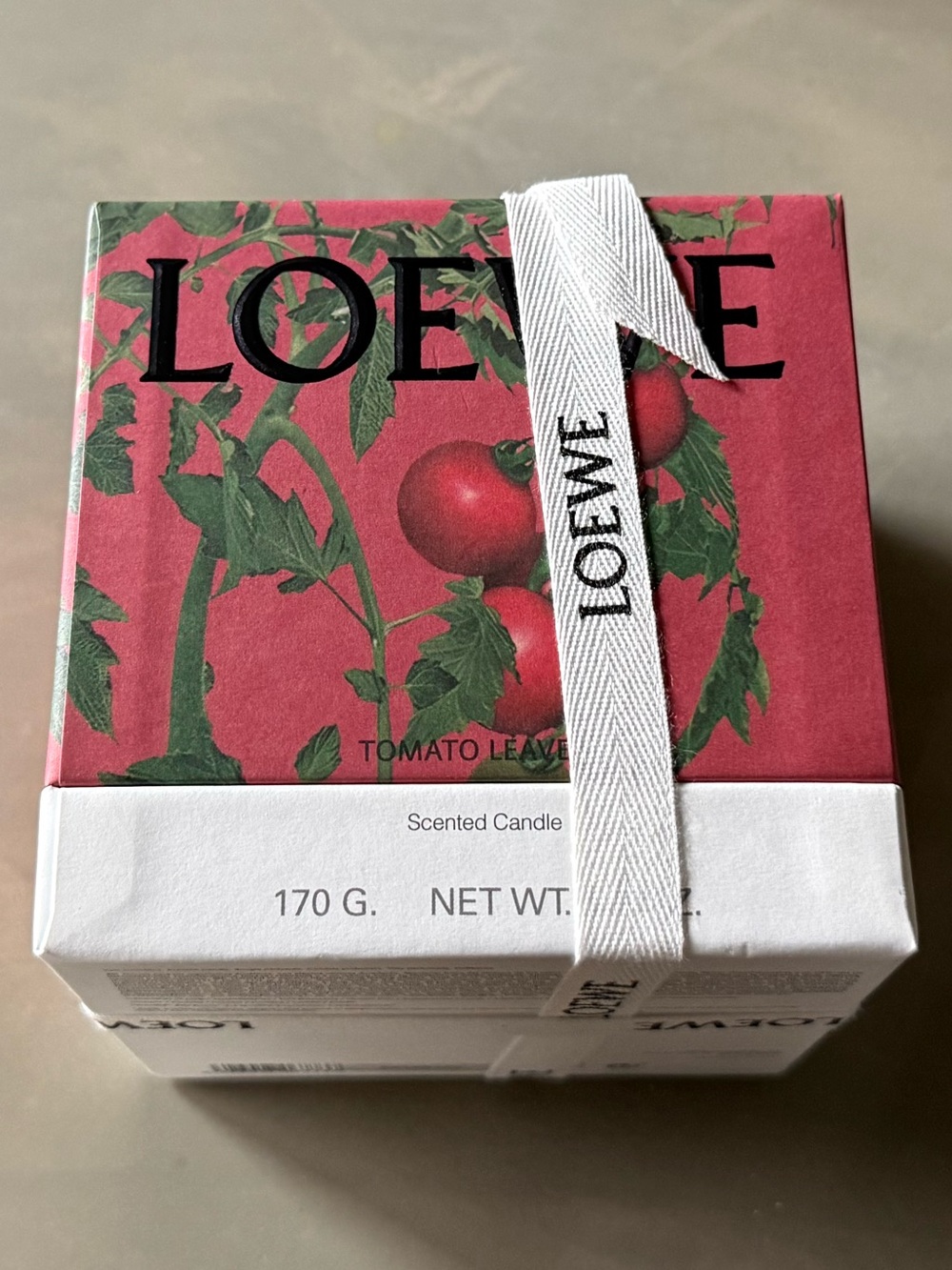 Loewe Tomato Leaves Scented Candle - 170 grams